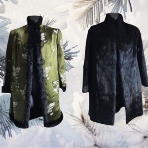 NWT Reversible Gorgeous Embroidered Silk & Genuine Rabbit Fur Coat. Size L